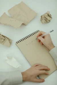 Uppsats, Skrivtips, Akademiskt skrivande, Uppgift, Uppsatsstruktur, Skriva en uppsats, Uppsatsformat, Uppsatsmall, Uppsatsförslag, Skrivhjälp, Uppsatsrådgivning, Uppsatsråd, Uppsatsverktyg, Uppsatsguider, Uppsatsstöd, Uppsatsproces, Uppgiftstekniker, Uppsatsmetodik, Uppsatsresurser, Uppsatsinspiration.